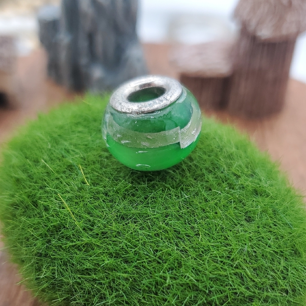 3/$20 Green Glass Bead with Silver Accent P339